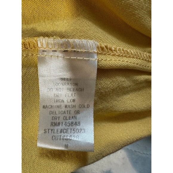 Ruffle Short Sleeves Yellow Peplum Top - Picture 5 of 11